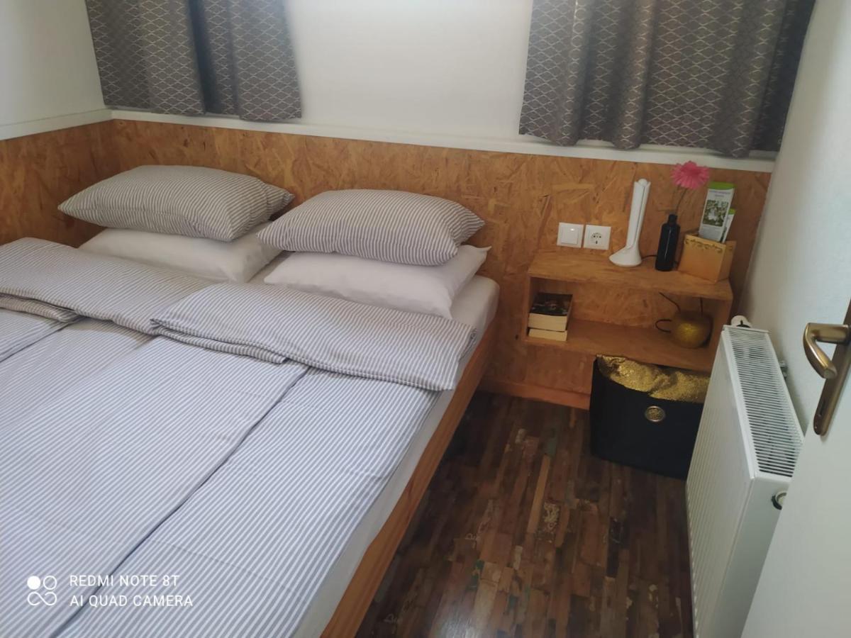 Studio Apartman Gradna Samobor Luaran gambar